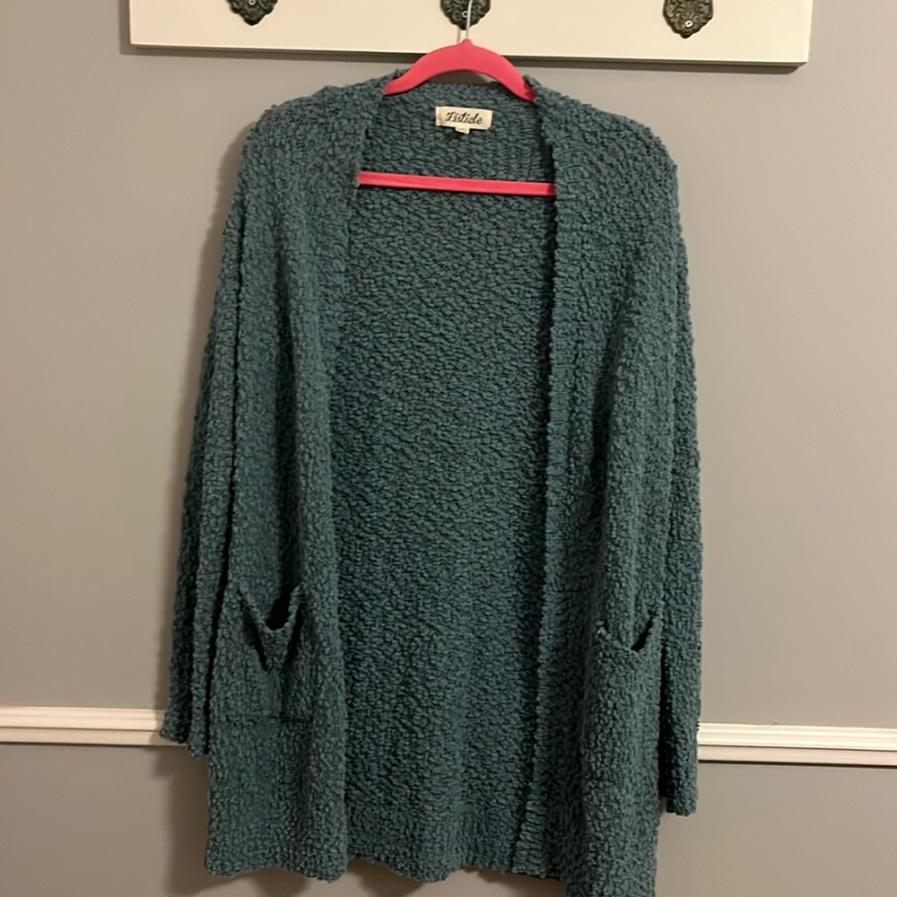 Listicle size small turquoise sweater